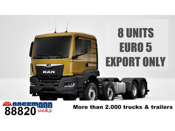 Kamion sa golom šasijom i zatvorenom kabinom MAN TGS 41.440