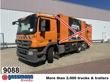 Kamion sa golom šasijom i zatvorenom kabinom MERCEDES-BENZ Actros 2532