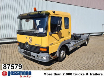 Kamion sa hidrauličnom kukom MERCEDES-BENZ Atego 815