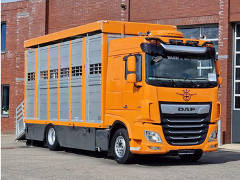 Kamion za prevoz stoke DAF XF 530
