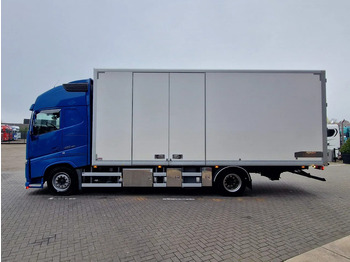 Lizing Volvo FH 13.460 Globetrotter XL 4x2 - Box with side doors - Manual gearbox - Full air Volvo FH 13.460 Globetrotter XL 4x2 - Box with side doors - Manual gearbox - Full air: slika 5 Lizing Volvo FH 13.460 Globetrotter XL 4x2 - Box with side doors - Manual gearbox - Full air Volvo FH 13.460 Globetrotter XL 4x2 - Box with side doors - Manual gearbox - Full air: slika 5