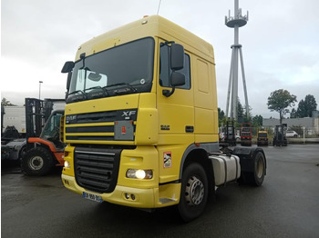Tegljač DAF XF 105 460