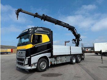 Kamion sa dizalicom VOLVO FH 500
