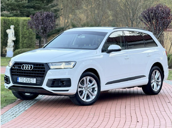 SUV AUDI