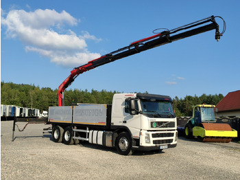 Kamion sa tovarnim sandukom VOLVO FM 440