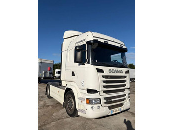 Kamion sa zatvorenim sandukom SCANIA R 490