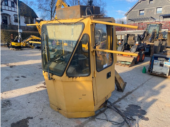 Kabina i enterijer CATERPILLAR