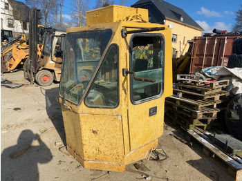 Kabina i enterijer CATERPILLAR