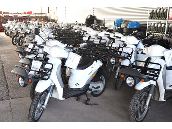 Motocikl Piaggio LIBERTY 50 4-TEMPI C42: slika 1