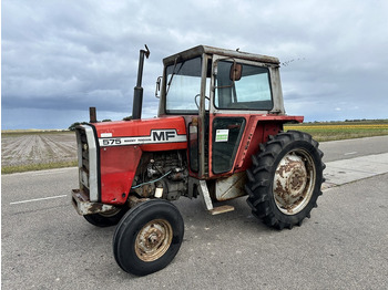 Traktor MASSEY FERGUSON 500 series