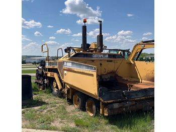 Asfaltni finišer CATERPILLAR