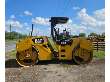 Valjak CATERPILLAR CB534D