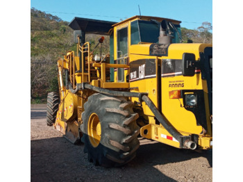 Stabilizator zemljišta CATERPILLAR