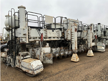 Asfaltni finišer Gomaco GP-2600: slika 3