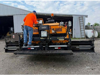 Asfaltni finišer Leeboy 8515E: slika 5 Asfaltni finišer Leeboy 8515E: slika 5