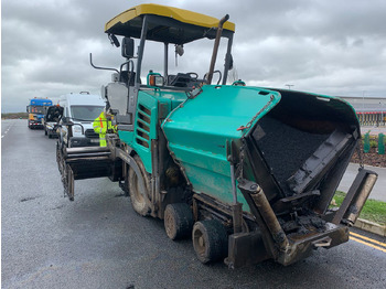 Asfaltni finišer VÖGELE