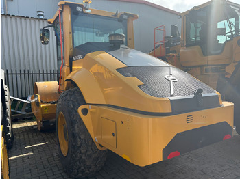 Kompaktor Volvo SD115B: slika 5