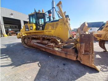 Buldožer Komatsu D155A-6R (4 Pcs available in Abu Dhabi): slika 2 Buldožer Komatsu D155A-6R (4 Pcs available in Abu Dhabi): slika 2