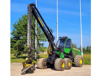 Kombajn za šumarstvo JOHN DEERE