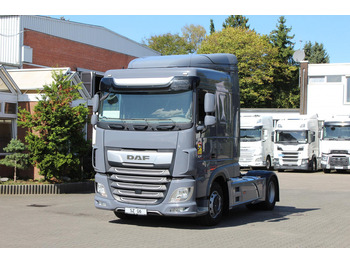 Tegljač DAF XF 530