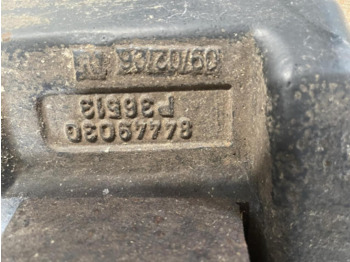 Osovina i delovi za Poljoprivredna mašina Case-IH New Holland Achsschenkel: slika 5