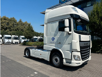 Tegljač DAF XF 530