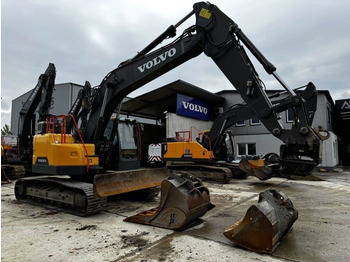 Bager guseničar VOLVO ECR235EL