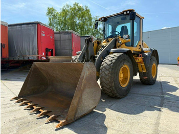 Utovarivač točkaš Volvo L60H: slika 3