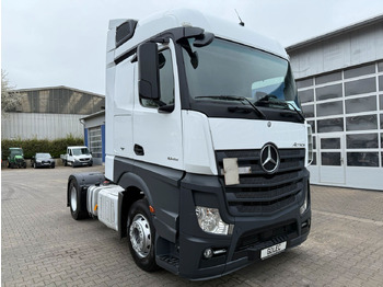 Tegljač MERCEDES-BENZ Actros 1845