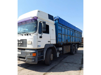 Kamion sa tovarnim sandukom MAN 26.414: slika 2