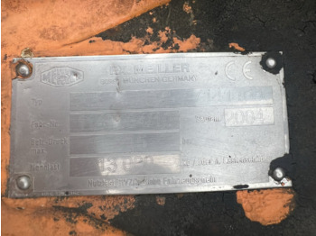 Kamion sa golom šasijom i zatvorenom kabinom 190 AD 35 4x2 190 AD 35 4x2: slika 3