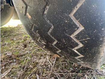 Plato poluprikolica Lag - LAG: slika 4