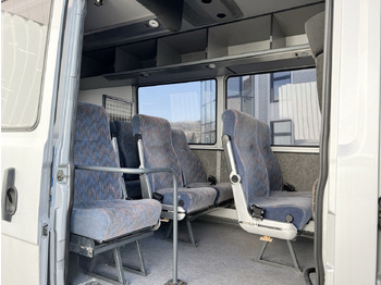 Minibus, Putnički kombi Mercedes-Benz 711 D-KA 4x2 711 D-KA 4x2, Standklima, 11-Sitze, 2 x on stock: slika 4