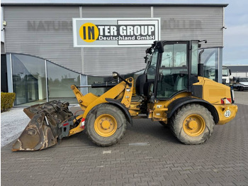 Utovarivač točkaš CATERPILLAR 908H