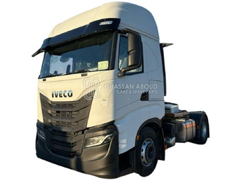 Tegljač IVECO S-WAY