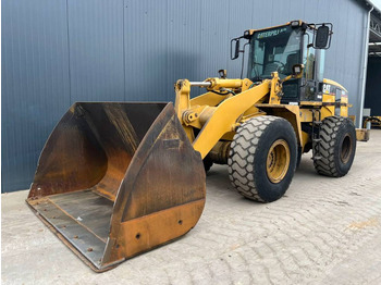Utovarivač točkaš CATERPILLAR 938G