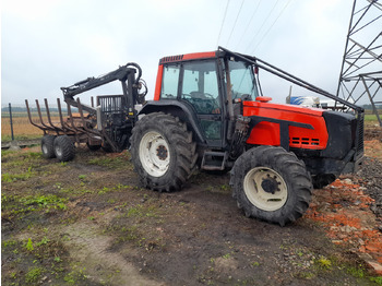 Šumarski traktor Valtra / Fao Far 6250 / 4768: slika 5