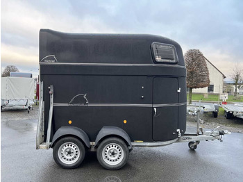 Prikolica za konje BÖCKMANN