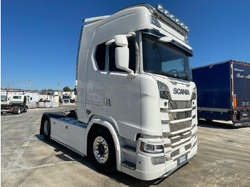 Tegljač SCANIA S 500