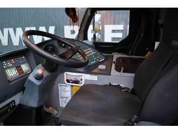 Toranjski kran Liebherr MK88 Dutch vehicle registration, Valid inspection,: slika 4