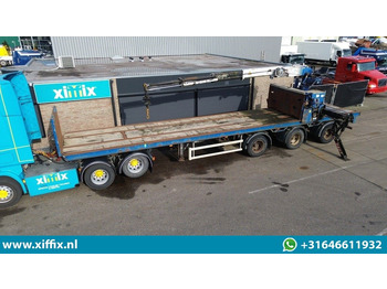 Kamion sa tovarnim sandukom