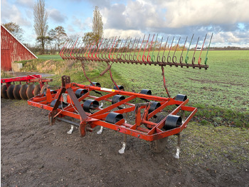 Oprema za obradu zemljišta RECORD