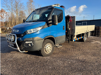 Kamion sa dizalicom IVECO Daily
