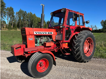Traktor VOLVO