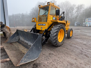 Utovarivač točkaš VOLVO