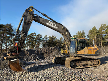 Bager VOLVO EC240CL