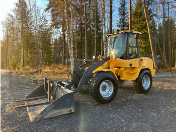 Utovarivač točkaš VOLVO L30G