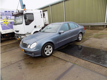 Automobil MERCEDES-BENZ