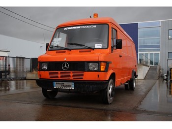 Dostavno vozilo sa zatvorenim sandukom Mercedes-Benz 410D: slika 1