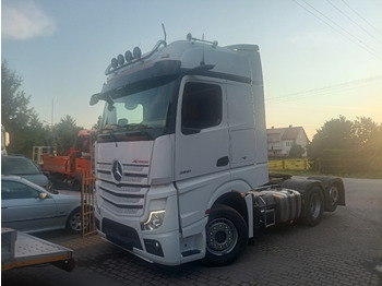 Tegljač MERCEDES-BENZ Actros 2551